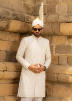 Sherwani White Border 05 - Image 9