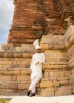 Sherwani White Border 05 - Image 3